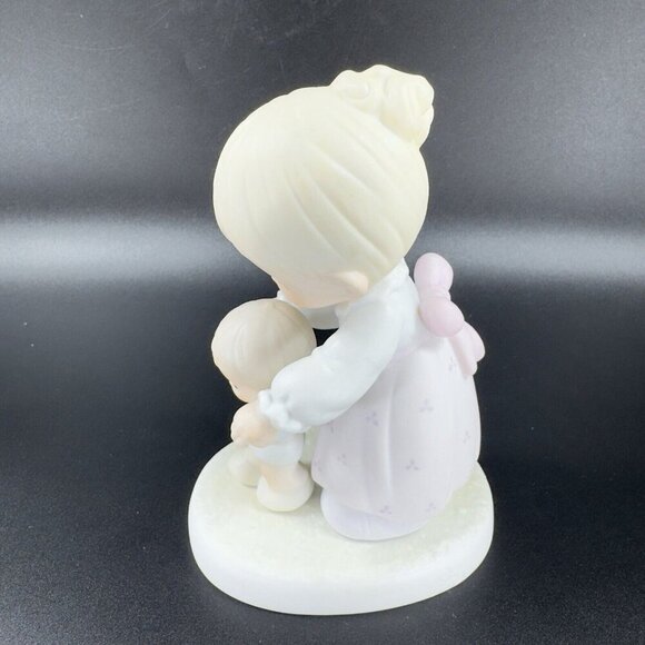 Vintage 1990 Precious Moments figurine titled One Step at a Time Ceramic Figure - Picture 8 of 9